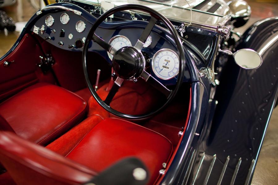  Jaguar SS100 3&frac12;-Litre Roadster 1938 года  (фото 25 из 53)